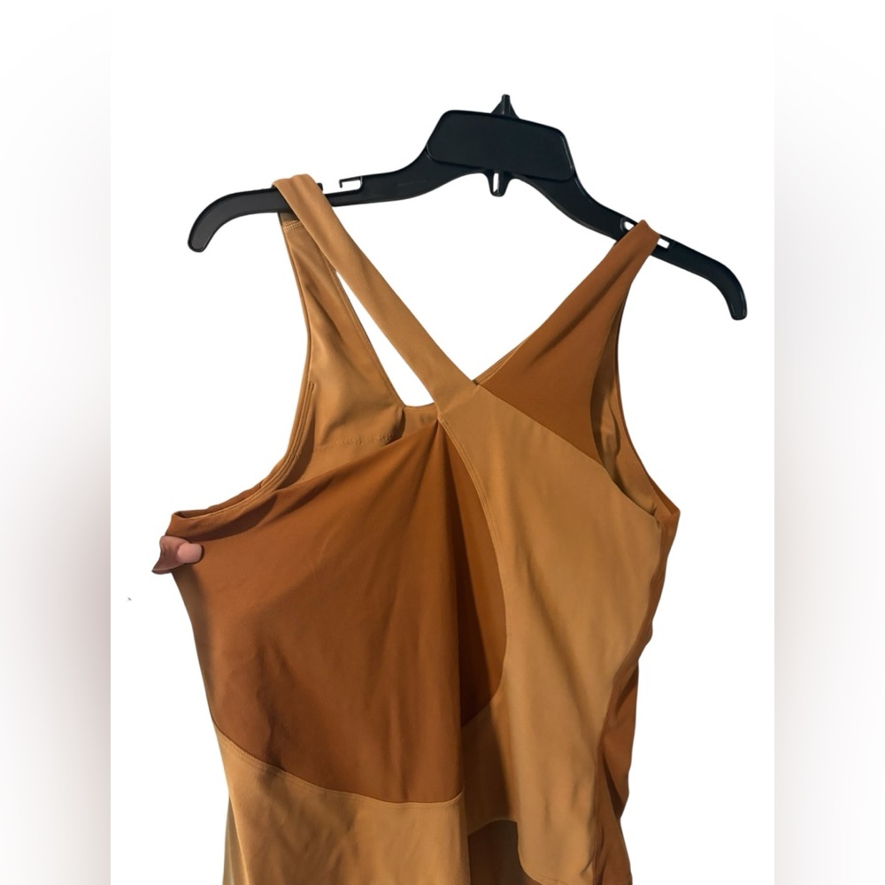 lululemon athletica Two-Tone Brown/Caramel One-Piece Bodysuit - Picture 9 of 10